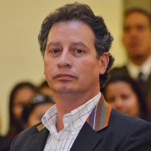 César Navarro