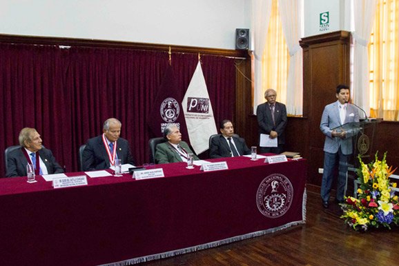Ingresantes a la UNI: Cámara Minera del Perú participó en ceremonia