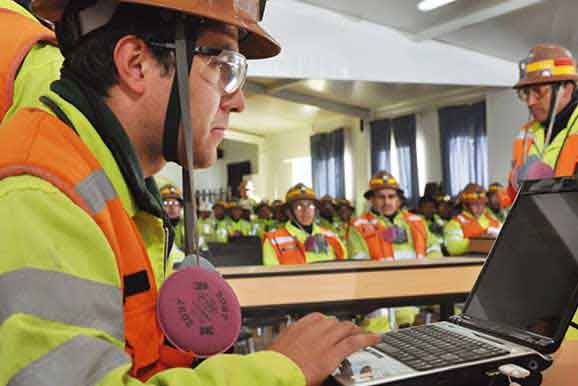 Capacitación virtual en minería es desarrollada por nuestra institución