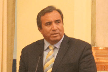 Luis-Alva-Florián